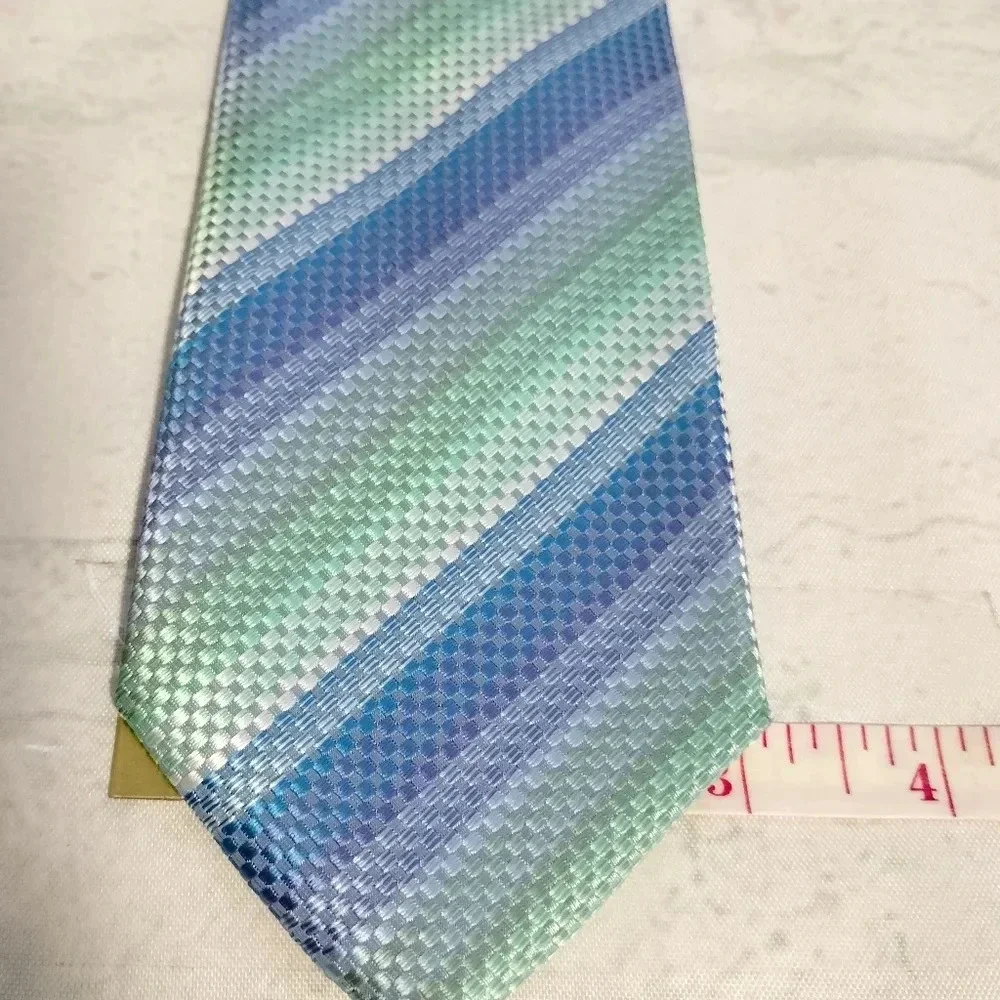Saddlebred Men's Necktie Tie Blue Green Purple Woven Textured Material 58 x 3 T